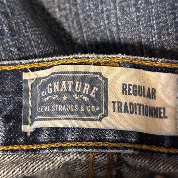 Levi Signature Regular Traditional 38x32 Denim Jeans - Picture 4 of 4